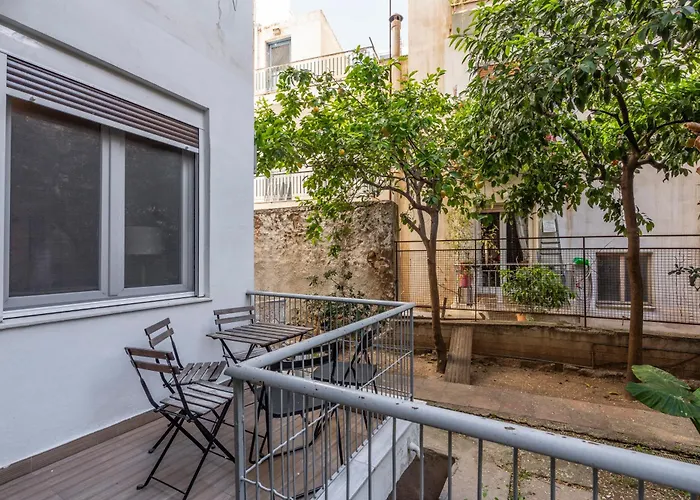 Jardin Maison: Amazing 2Br Apt In Koukaki