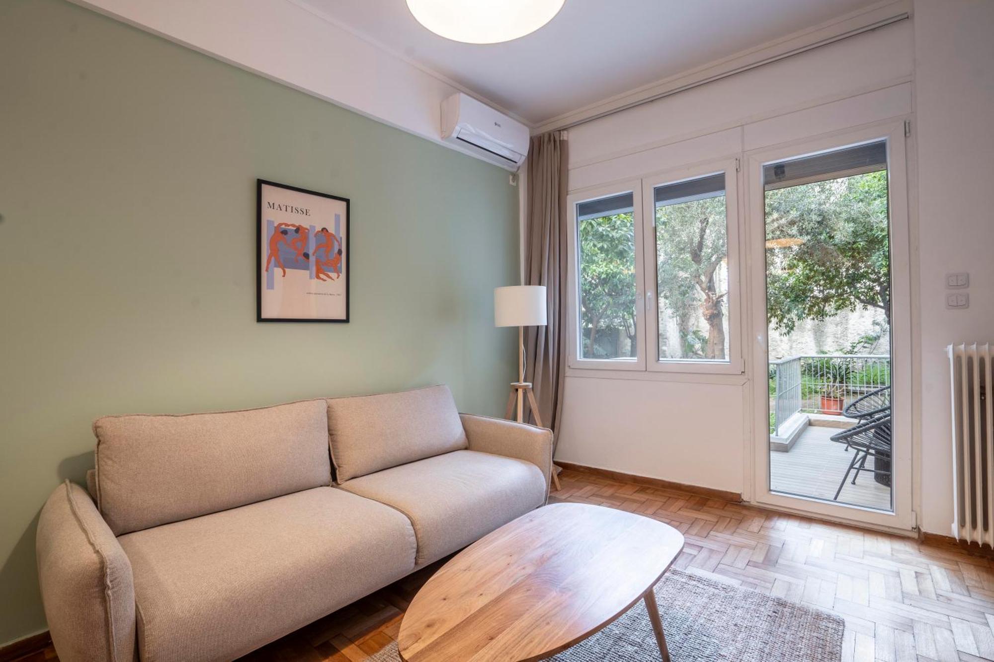 Jardin Maison: Amazing 2br In Koukaki Apartmán Atény